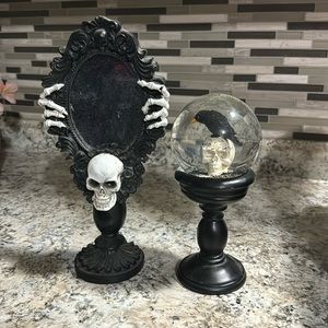 Halloween Decor